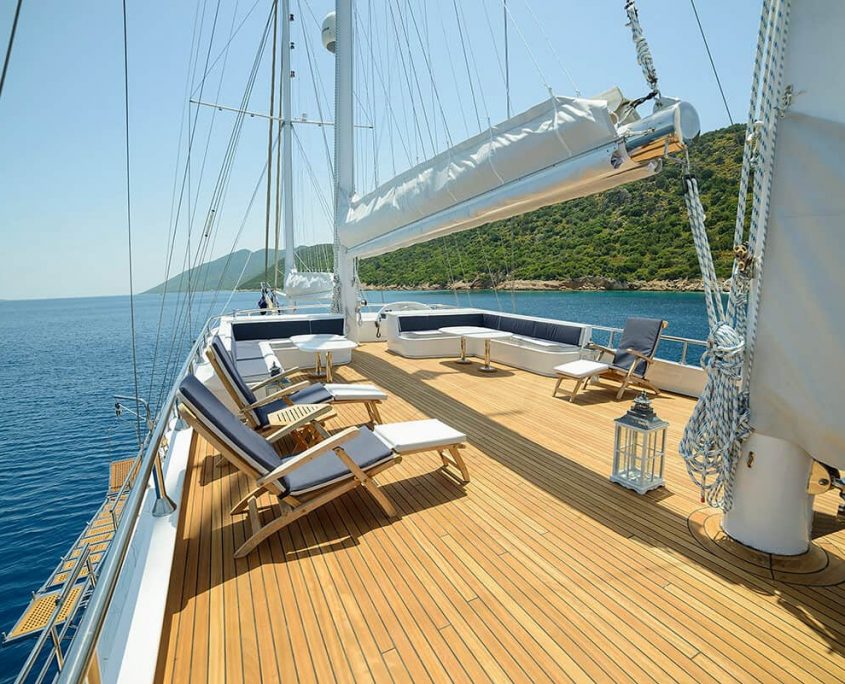 BELLA MARE Flybridge