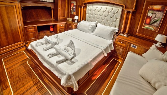 Luxury gulet cabin