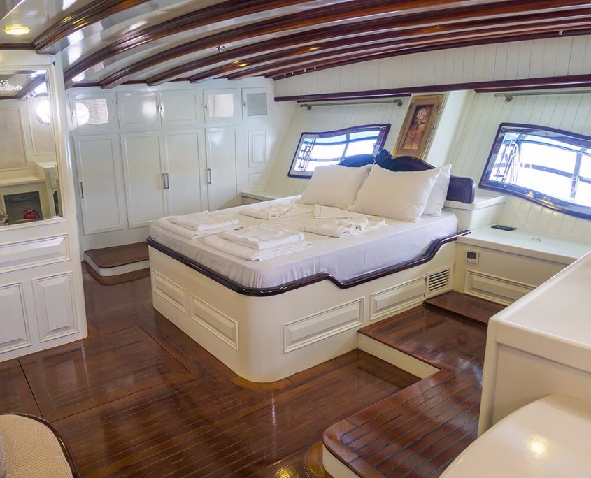 GRANDE MARE Master Cabin