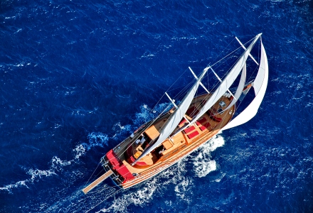 Sailing on gulet Sailing on gulet