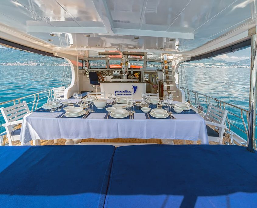 MASKE Dining area on Aft deck