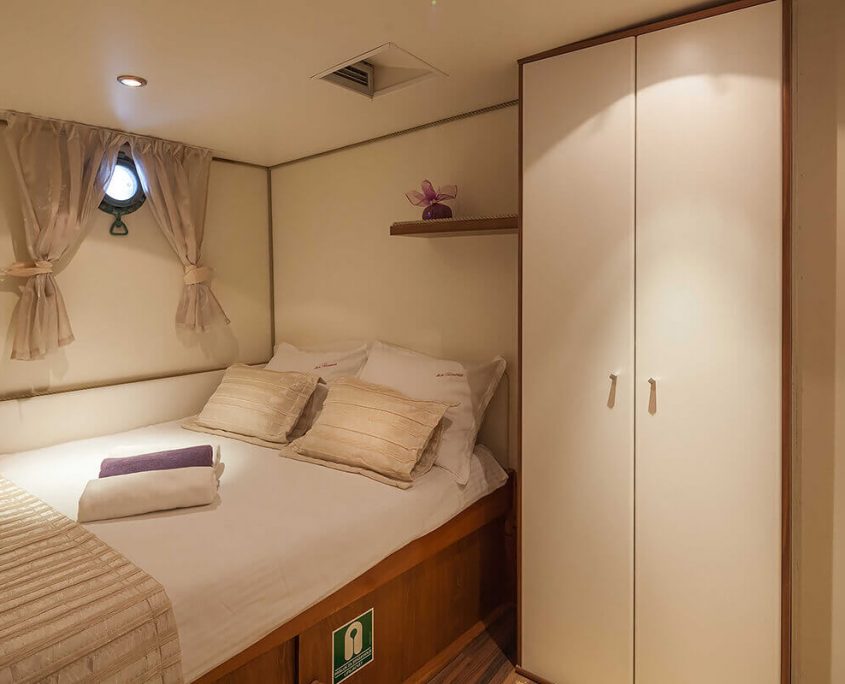 ROMANCA Double Cabin