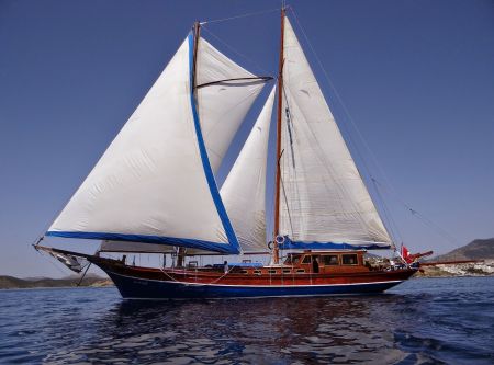 Gulet sailing