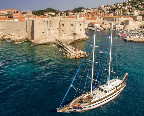 Gulet Fortuna in front of Dubrovnik