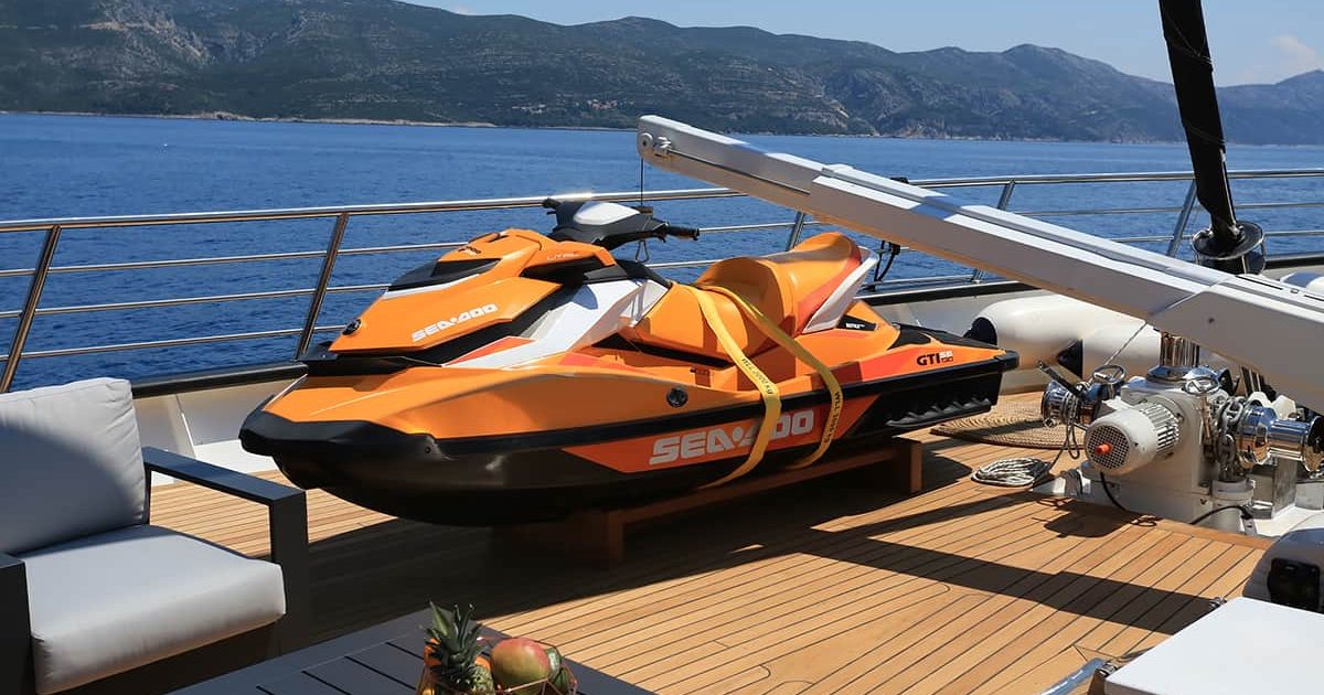 Do you need a licence to drive a Jet-ski in Turkey?