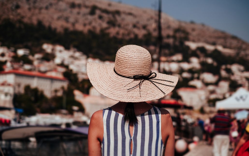 Girl with a hat, vacation