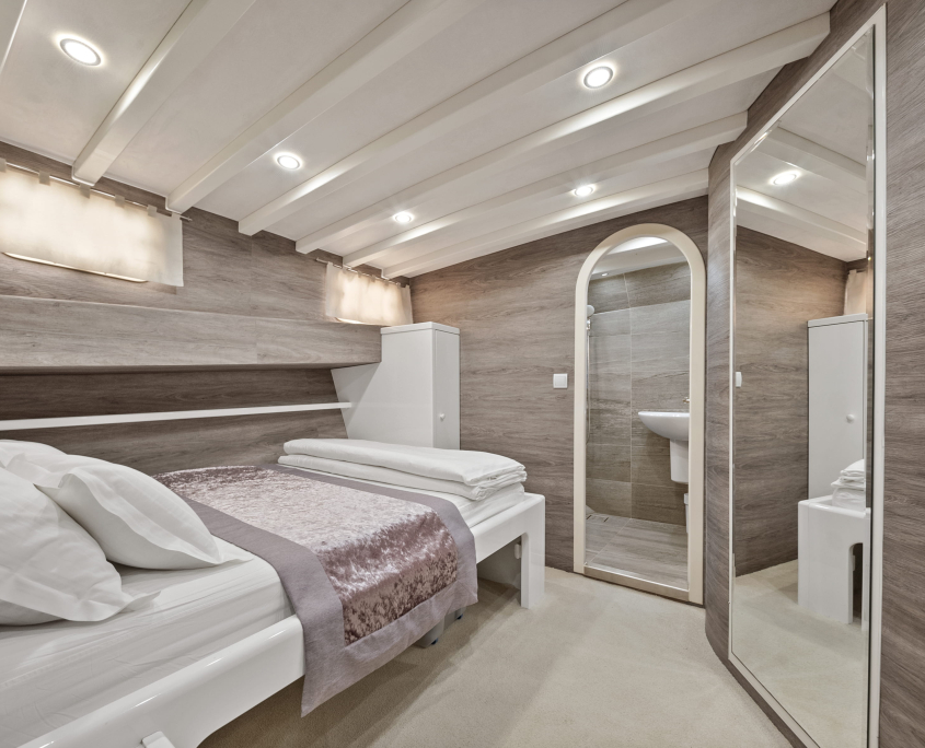 ANĐEO Double cabin - Bow ANĐEO Double cabin - Bow
