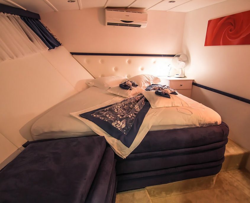 AURUM Double Cabin