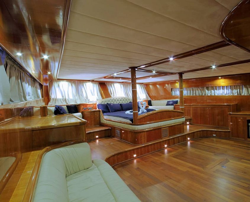 SILVERMOON Vip Cabin