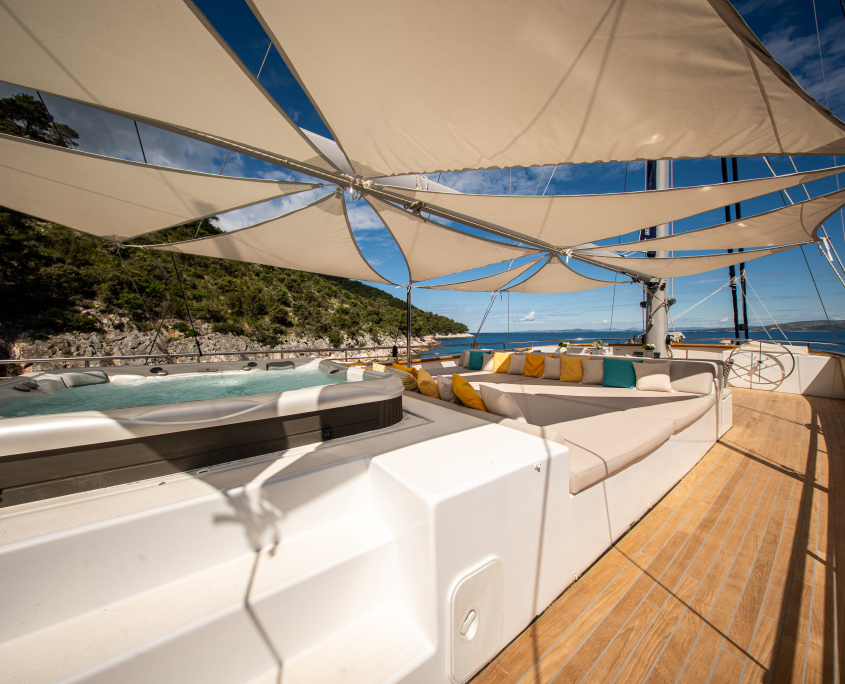 DALMATINO Sun deck