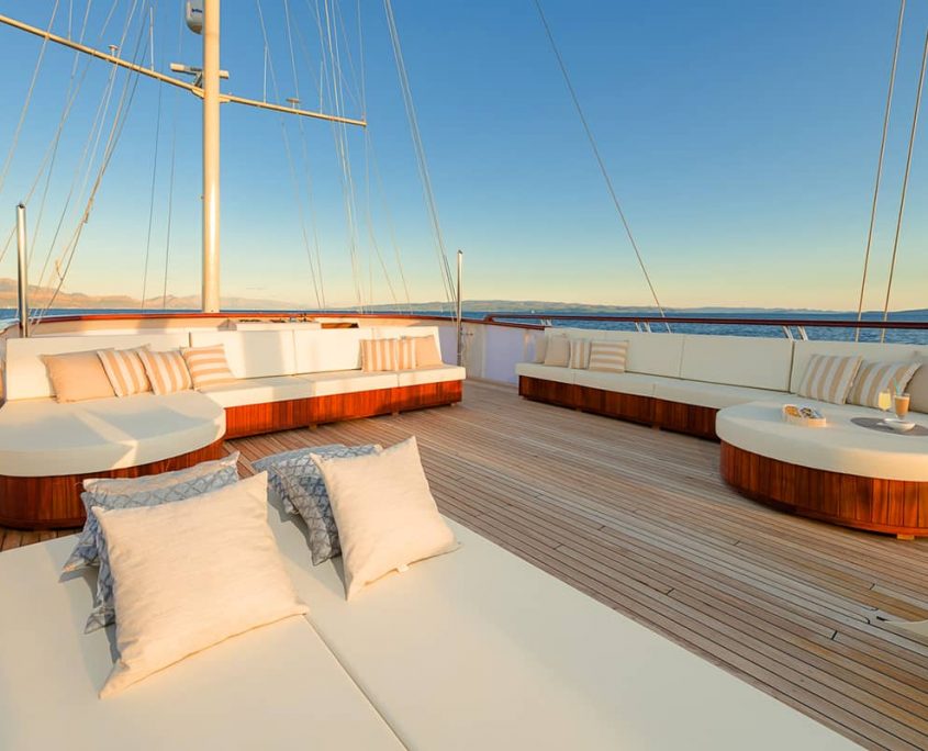 SON DE MAR Flybridge