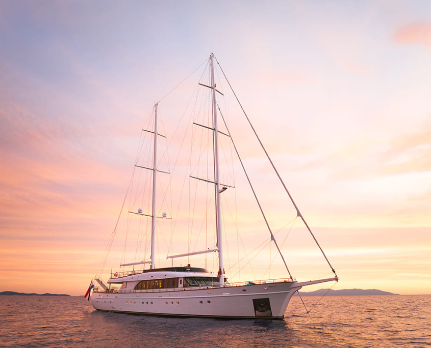 LOVE STORY Cruising - sunset (3)