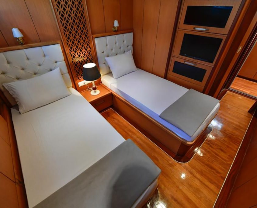 BLU DREAM Twin cabin