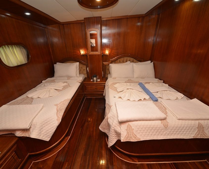 PRENSES BUGCE Twin cabin