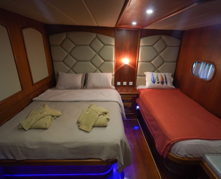 PRENSES ESILA Twin cabin