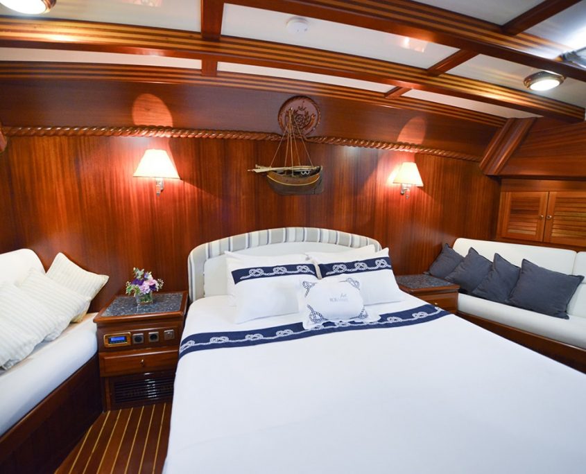 ROS MARE Master cabin