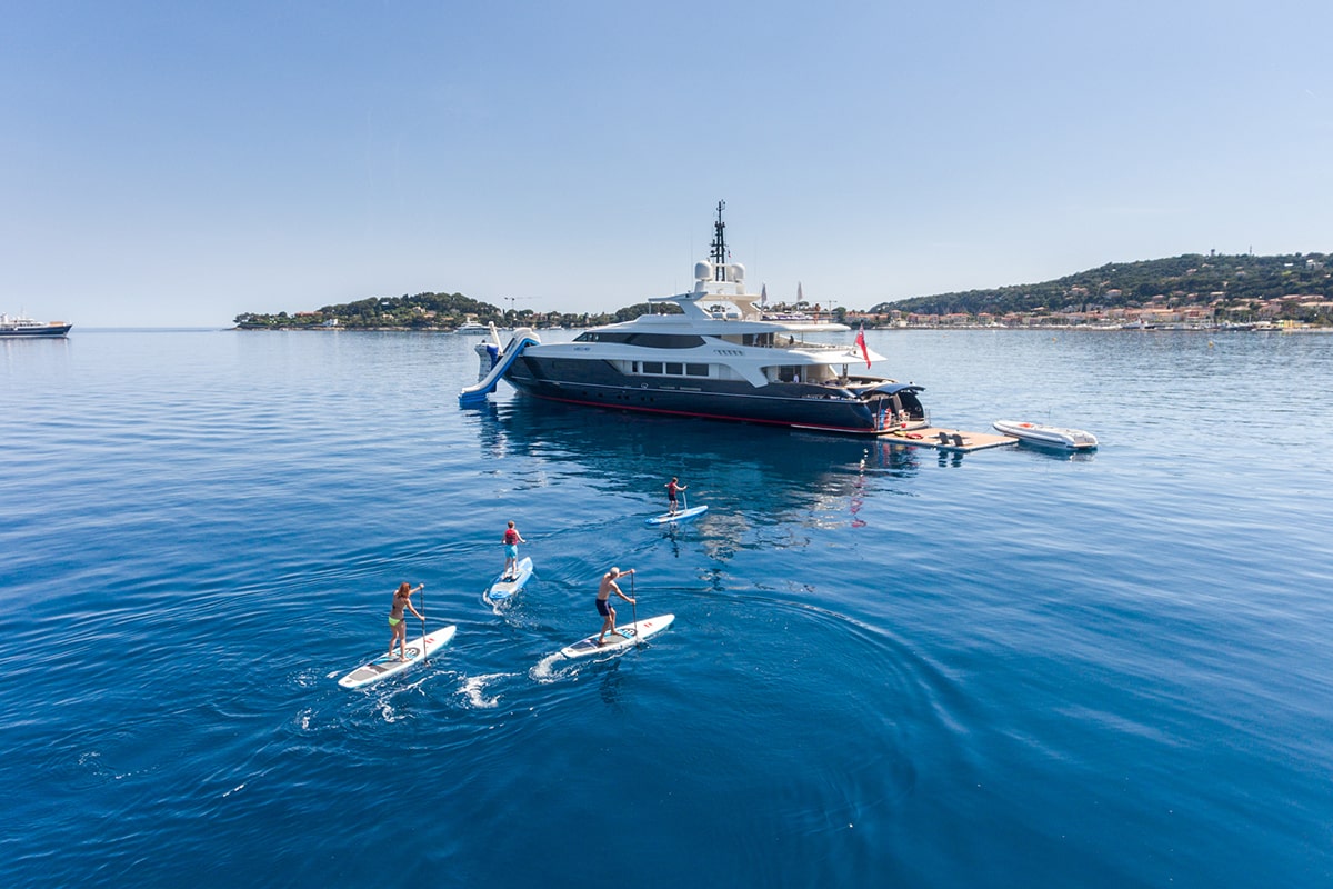 How to Choose the Perfect Luxury Yacht Charter