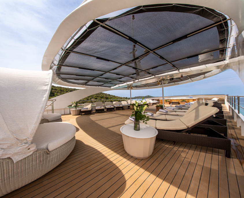 KARIZMA Sun deck KARIZMA Sun deck