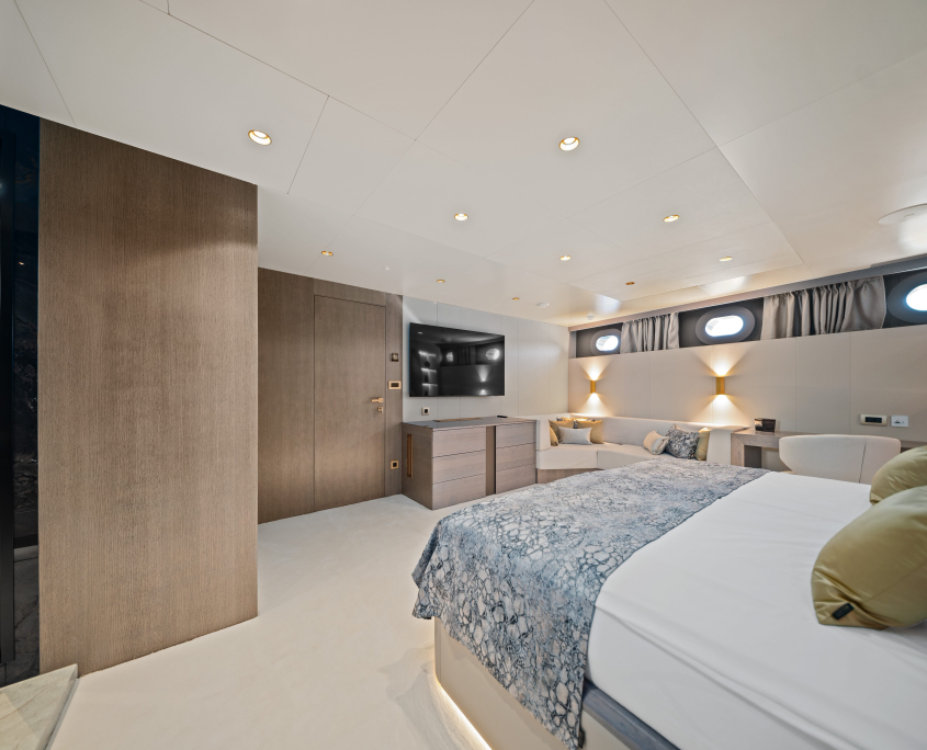 NOCTURNO VIP stateroom - Lower deck