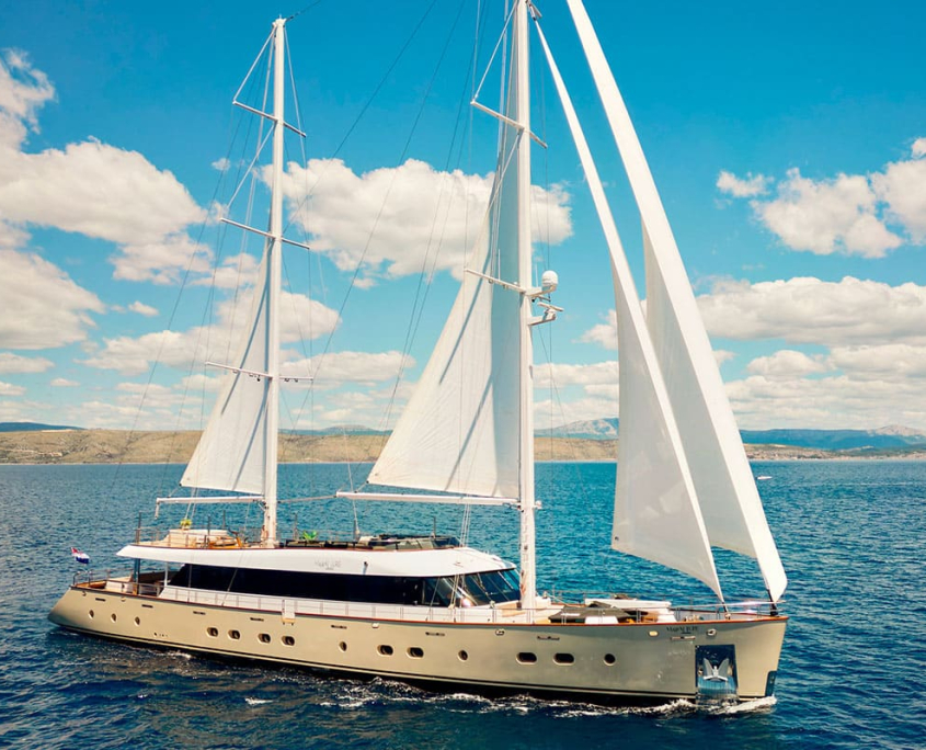 MARALLURE Sailing MARALLURE Sailing
