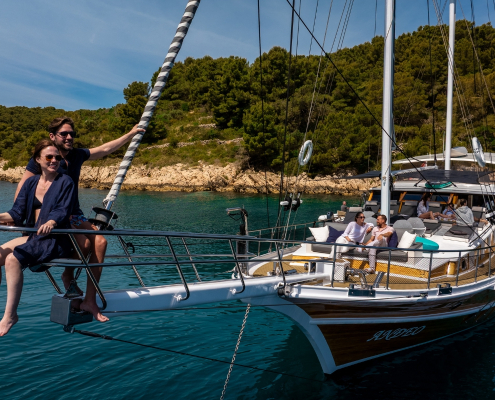 Gulet vs motor yacht